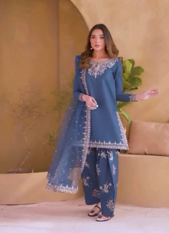 Đěsigner Party Wear Look Pur Natural Crepe Top & Farshi Palazzo With Dupatta set