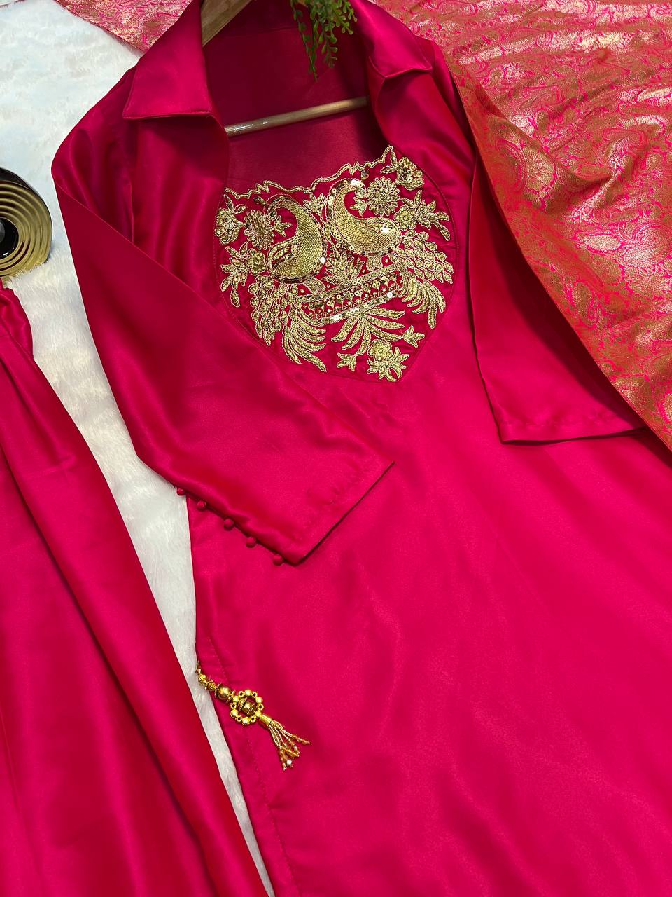 Đěsigner Party Wear Look top with farshi salwar
