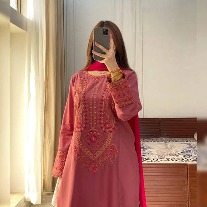 DESIGNER WEAR EXCLUSIVE SUIT IN ROMAN SILK FABRIC TOP AND PANT WITH DUPATTA IN GEORGETTE