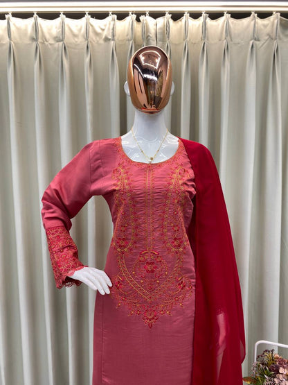 DESIGNER WEAR EXCLUSIVE SUIT IN ROMAN SILK FABRIC TOP AND PANT WITH DUPATTA IN GEORGETTE