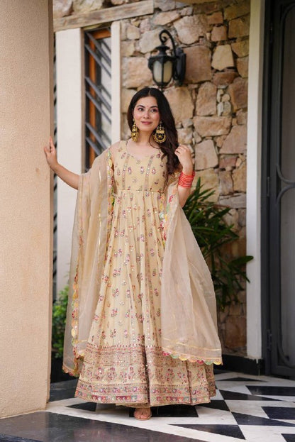FULL FLAIR GOWN & DUPATTA WITH FULL HEAVY EMBROIDERY WORK ON SIMMER FABRIC