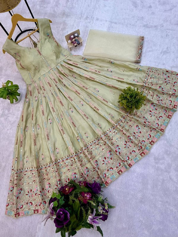FULL FLAIR GOWN & DUPATTA WITH FULL HEAVY EMBROIDERY WORK ON SIMMER FABRIC