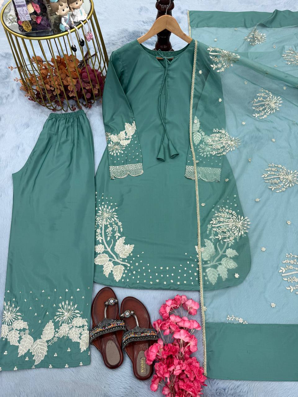 Đěsigner Party Wear Look Pur Natural Crepe Top & Palazzo With Dupatta set