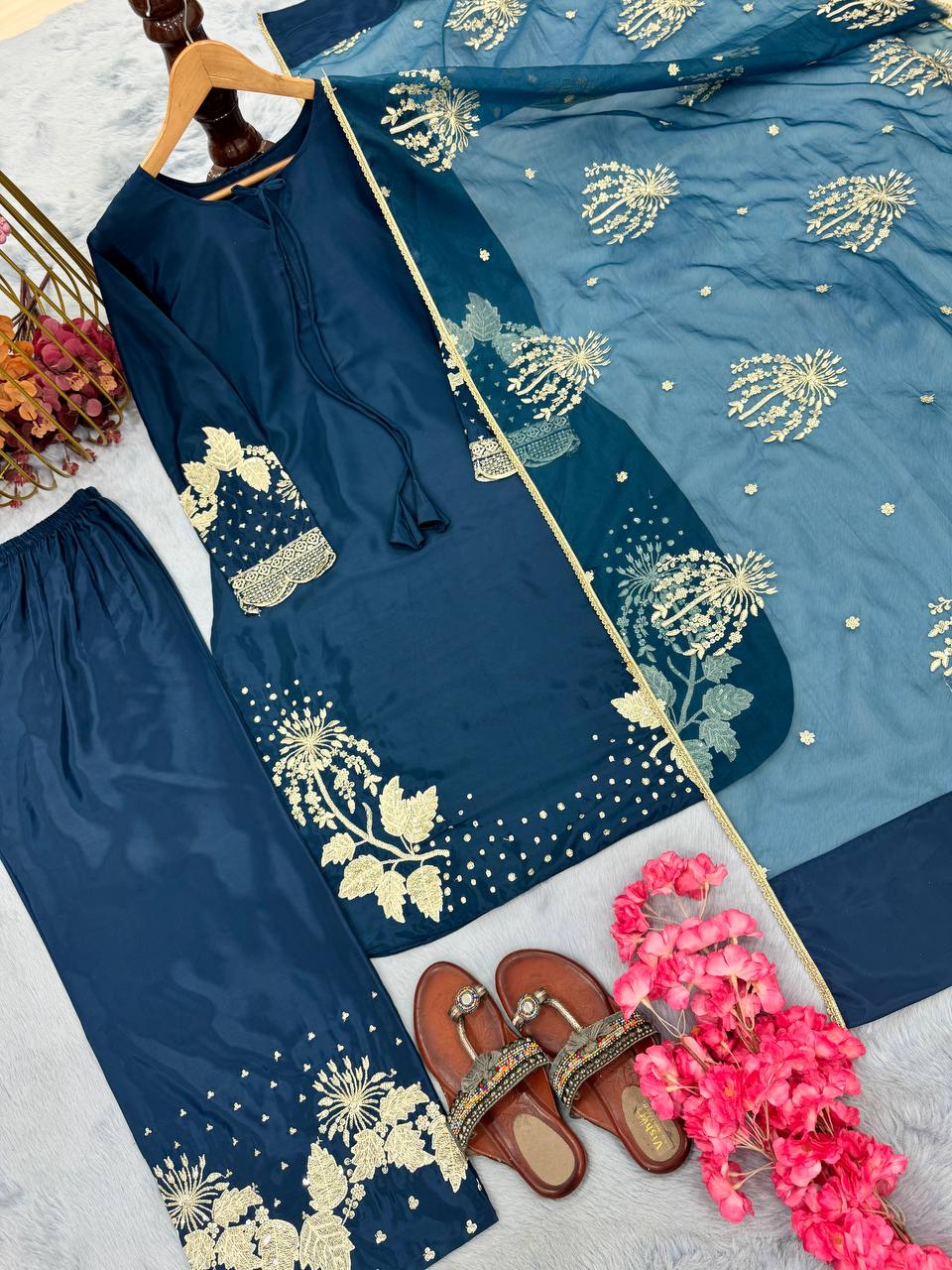 Đěsigner Party Wear Look Pur Natural Crepe Top & Palazzo With Dupatta set
