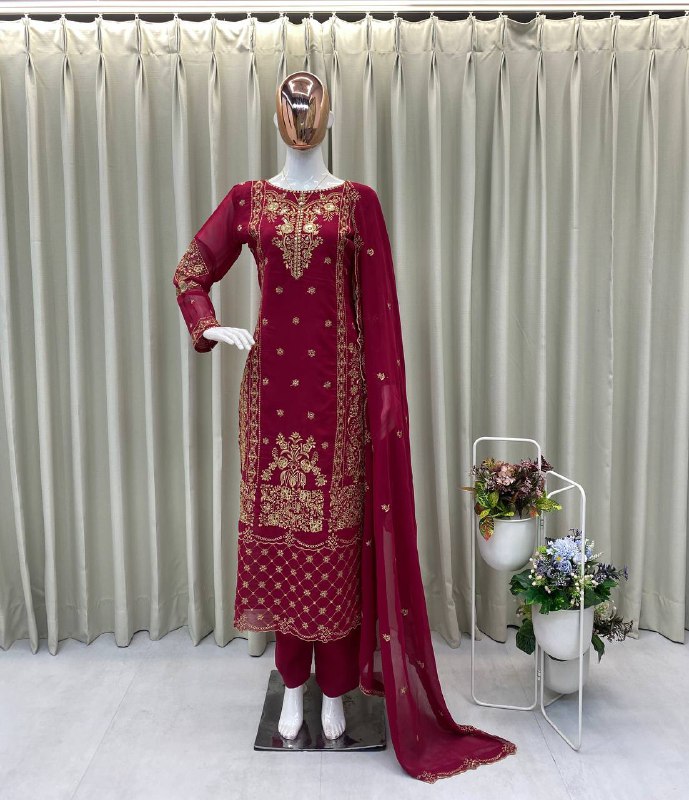 DESIGNER WEAR EXCLUSIVE SUIT IN GEORGETTE FABRIC TOP AND PANT WITH DUPATTA IN SEQUENCE EMBROIDERY single available wholesale