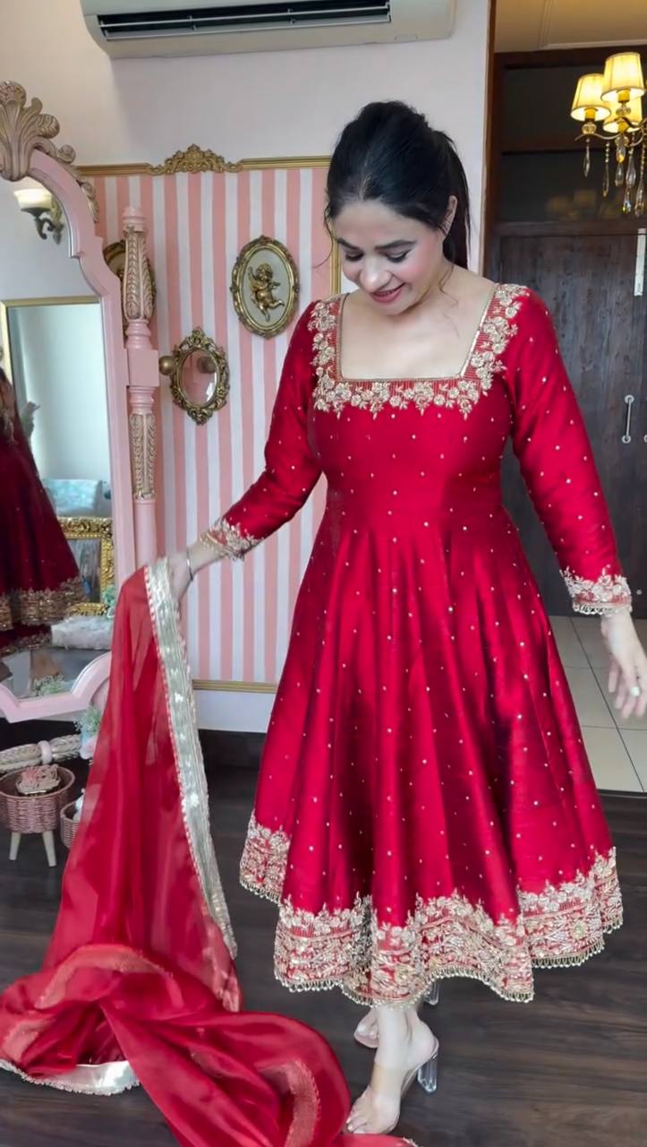 gown Pure Vichitra Silk Anarkali Gown,Dupatta & Pent Plazzo Set