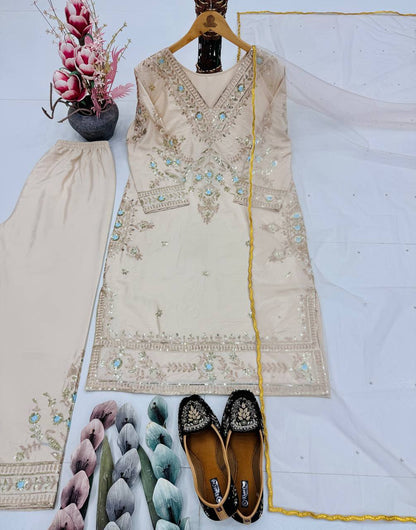 *PARTY WEAR DESIGNER 3 PIS SUIT COLLECTION* single available wholesale