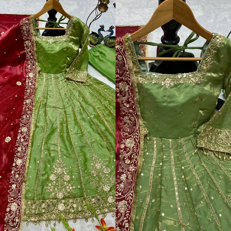 NEW ĐĚSIGNER PARTY WEAR LOOK  GOWN WITH EMBROIDERY  WORK