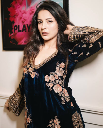 Designer Suit on Havy Viscose Velvet febric with Inner and Thred with Sequnce work and pent on also Havy Viscose Velvet febric and Thred with Sequnce work and Dupatta on soft Net with Thred & Sequnce work with pearl work.