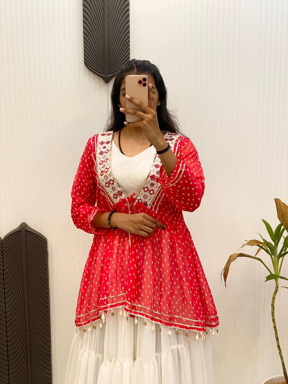 NAVARATRI SEASON OUR EXCLUSIVE GEORGETTE FULL STITCHED LEHENGA CHOLI single available wholesale