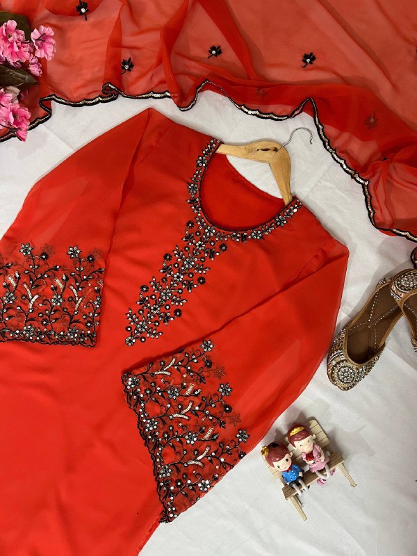 ENHANCE THE BEAUTY OF YOUR WARDROBE WITH THIS NEWLY LAUNCHED KURTI-PLAZZO SET single available wholesale