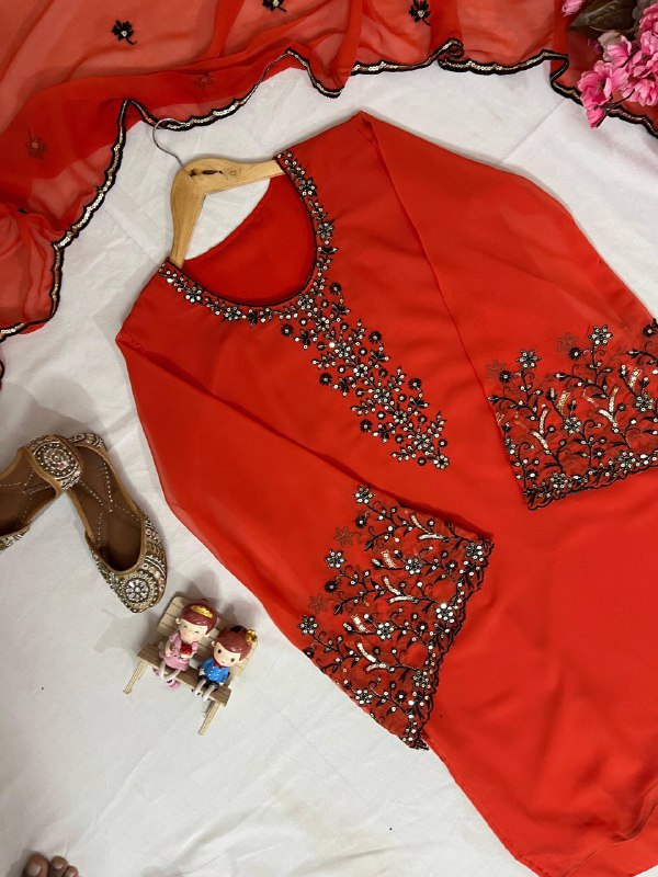 ENHANCE THE BEAUTY OF YOUR WARDROBE WITH THIS NEWLY LAUNCHED KURTI-PLAZZO SET single available wholesale