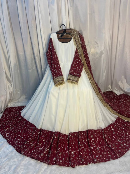 Đěsigner Maxi Anarkali Suit In New Fancy Style