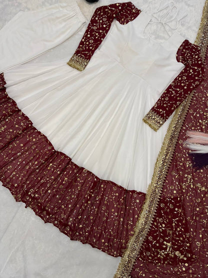 Đěsigner Maxi Anarkali Suit In New Fancy Style