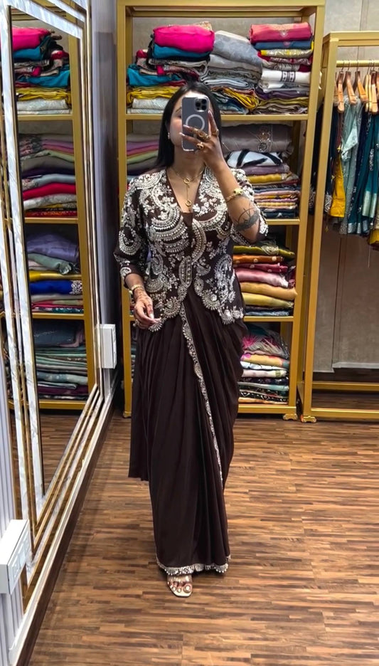 iNDO-WESTERN DRAPE SAREE….* 🚀 *🥻WE ARE LAUNCHING NEW SUPERHIT TRENDING INDO-WESTERN READY TO WEAR SAREE WITH FULLY EMBROIDERED KOTI ON  CHINON FABRIC WITH STITCH BLOUSE