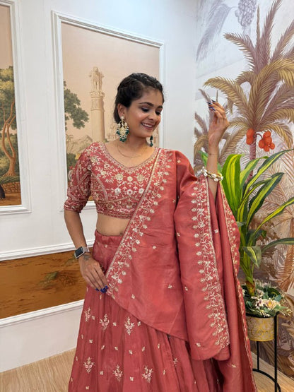 EXCLUSIVE LEHENGA, BLOUSE & KOTI SET* 👗 *THIS SET IS COMING WITH SHIMMER FABRIC & HEAVY EMBROIDERY WORK