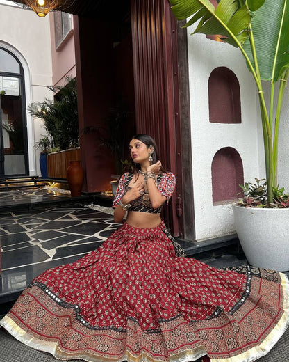 NAVARATRI SEASON OUR EXCLUSIVE FULL STITCHED LEHENGA CHOLI single available wholesale