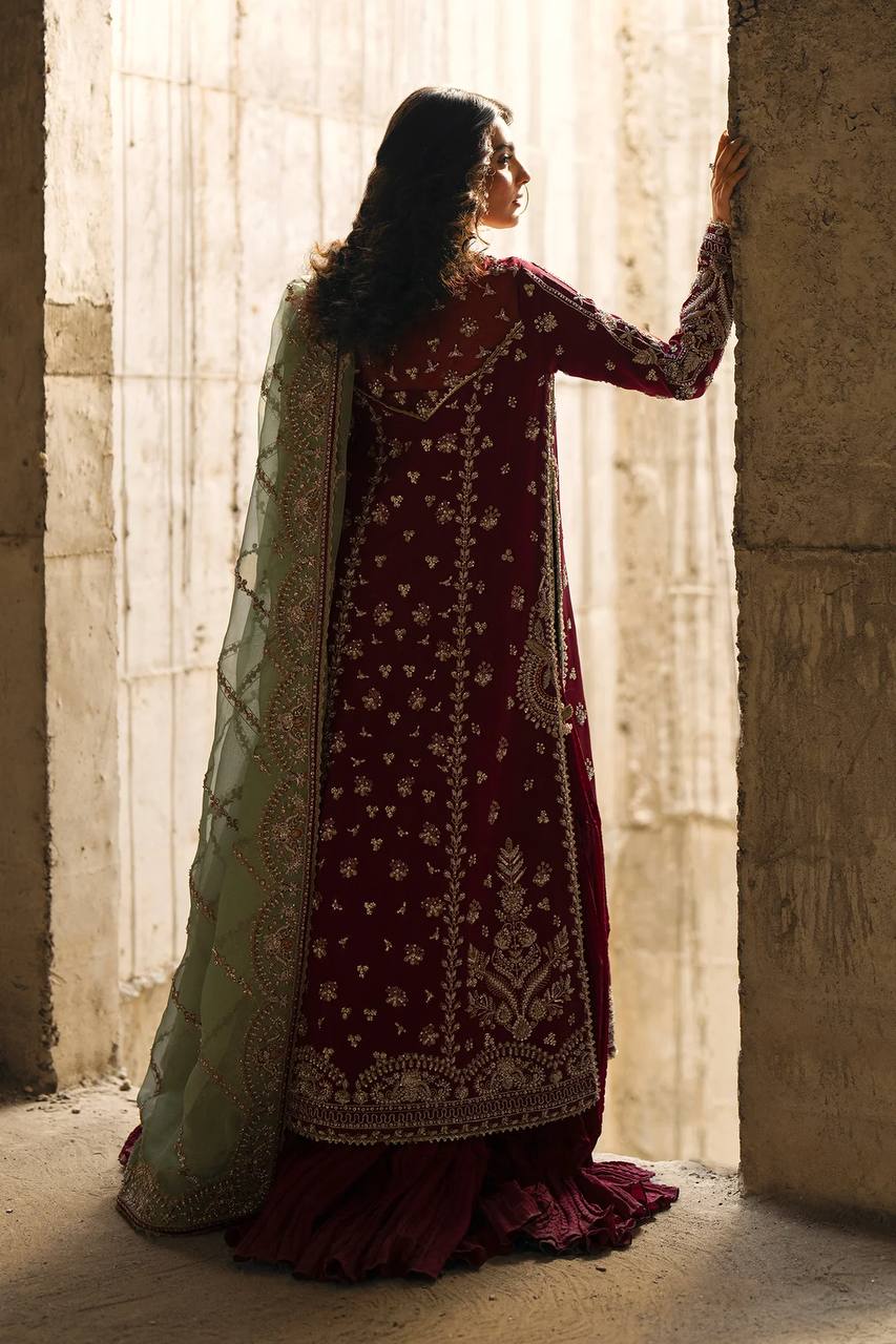 Đěsigner Party Wear Look Fancy Style Top,Lehenga and Dupatta single available wholesale