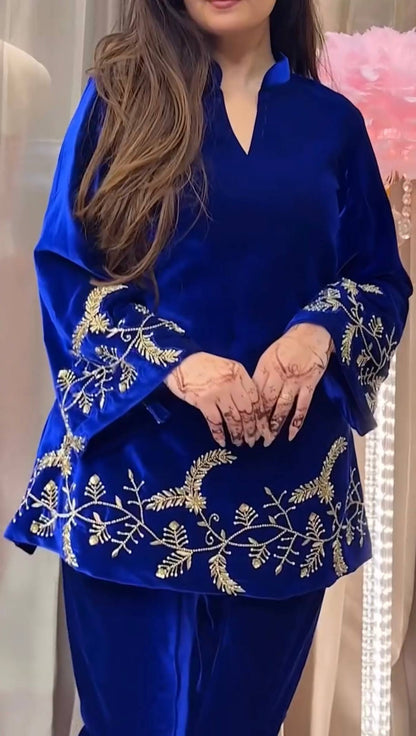 9000 VELVET✨CO-ORD SET* *👗THIS EXCLUSIVE EMBROIDERED CO-ORD SET ON VELVET FABRIC WITH WORK