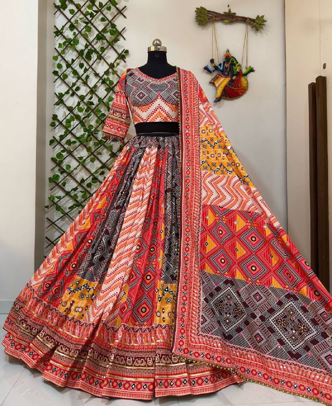 navrati PRESENTING NEW LEHENGA CHOLI
