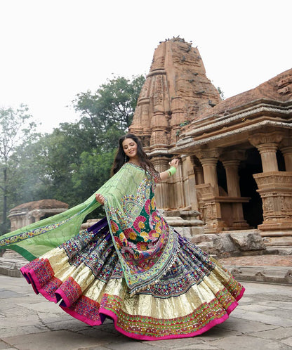NEW  NAVRATRI  SPECIAL CHANIYA CHOLI single available wholesale