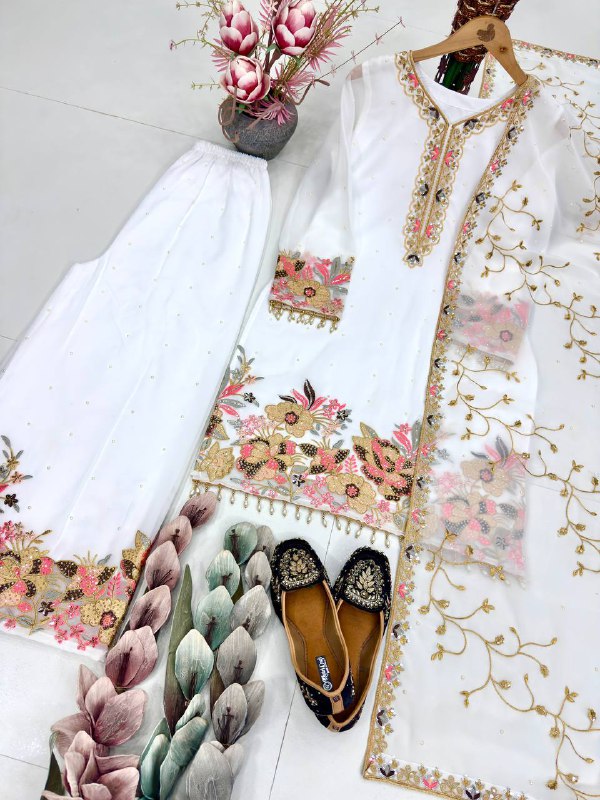 HEAVY EMBROIDERY SEQUENCE WORK 3 PIS SUIT SET