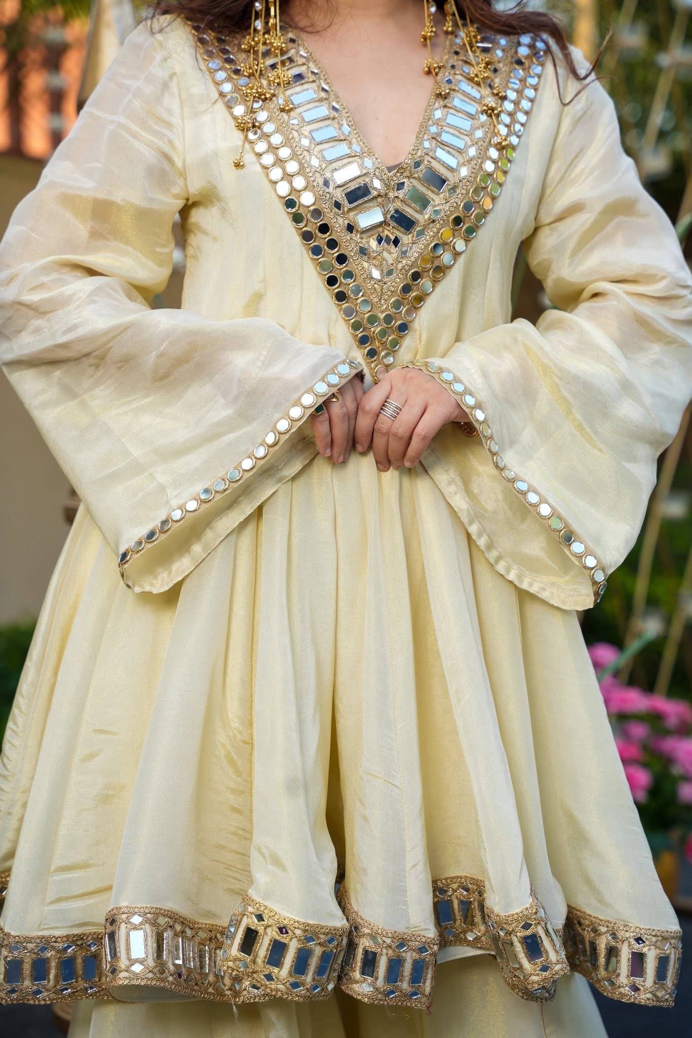 SUPERHIT TRENDING SIMMER FABRIC 3 PIECE SET TOP,BOTTOM & DUPATTA WITH EMBROIDERY & REAL MIRROR WORK