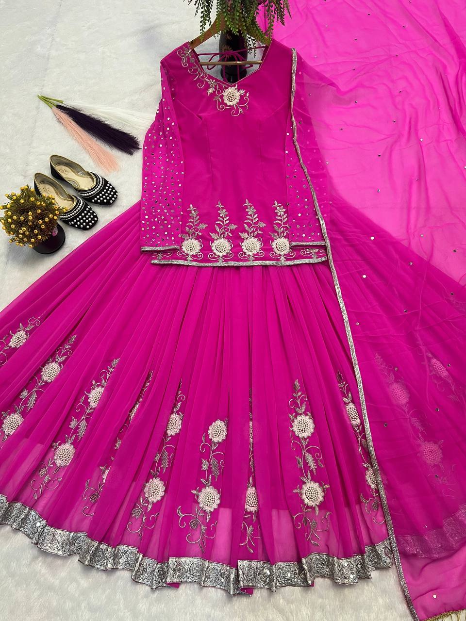 top Lehenga single available wholesale