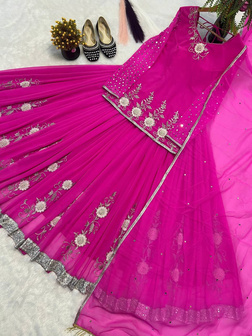 top Lehenga single available wholesale