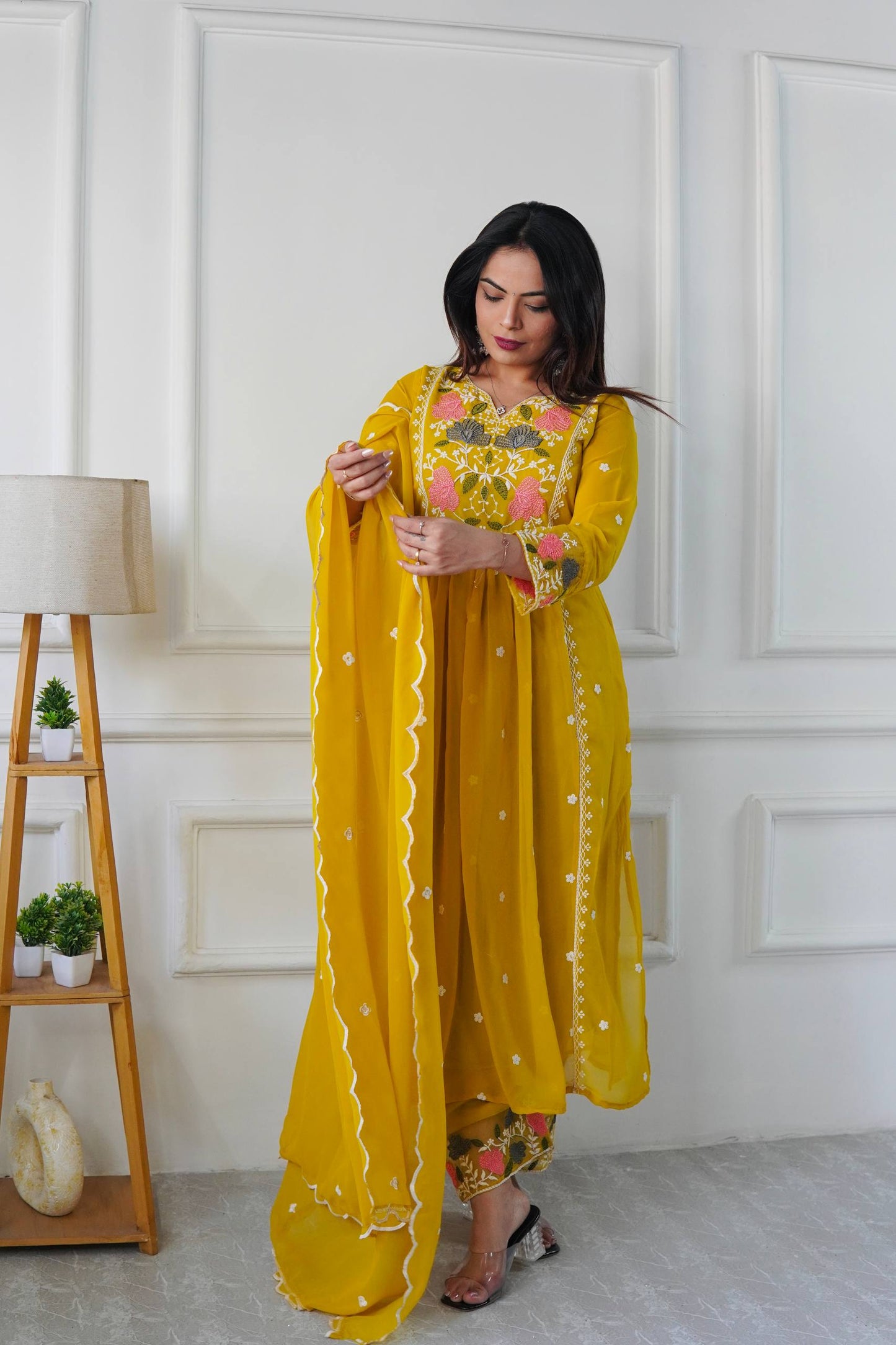 ĐĚSIGNER PARTY WEAR TOP AND PANT WITH FANCY DUPPATA AND EMBROIDERY WORK single available wholesale