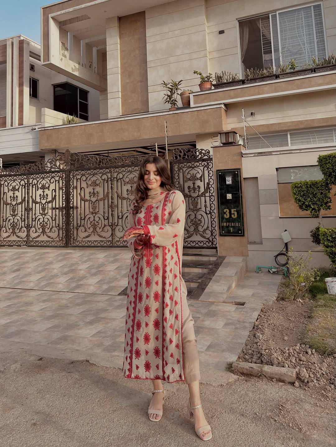 ENHANCE THE BEAUTY OF YOUR WARDROBE WITH THIS NEWLY LAUNCHED KURTI-PANT SET single available wholesale