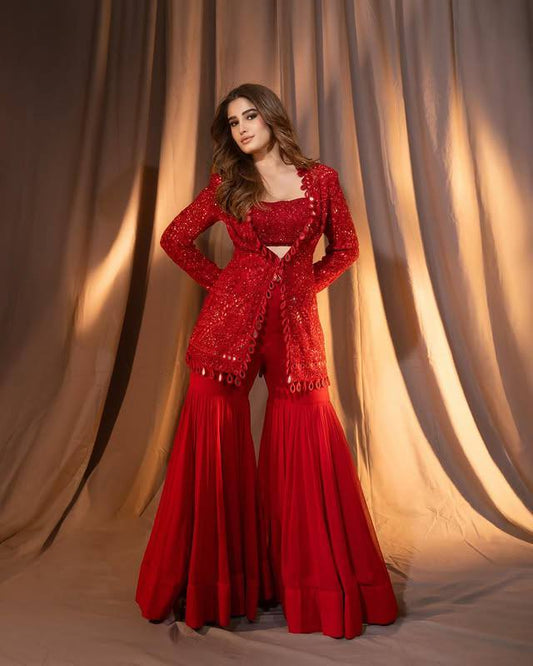 party Wear Style For the Upcoming Season*