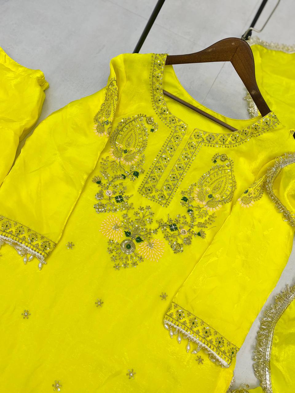 DESIGNER SEQUANCE EMBROIDERY WORK FARSI SALWAAR SUIT WITH DUPATTA single available wholesale
