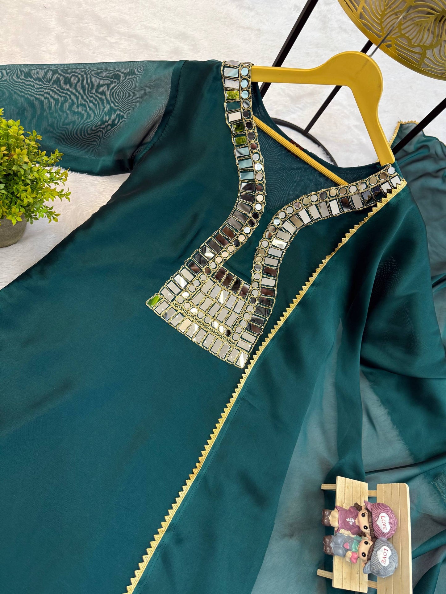 SUPERHIT TRENDING KURTI, PENT & DUPATTA ON RANGOLI FABRIC WITH EMBROIDERY AND REAL MIRROR HAND WORK  single available wholesale