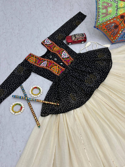 Navratri Special Lehenga Choli with 6 meter Big Flair single available wholesale