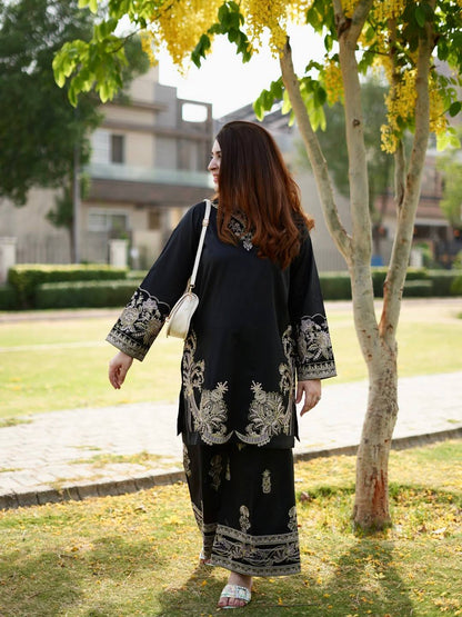 Black Embroidered Cord Set – Perfect Blend of Tradition & Style Enhance the beauty of your wardrobe
