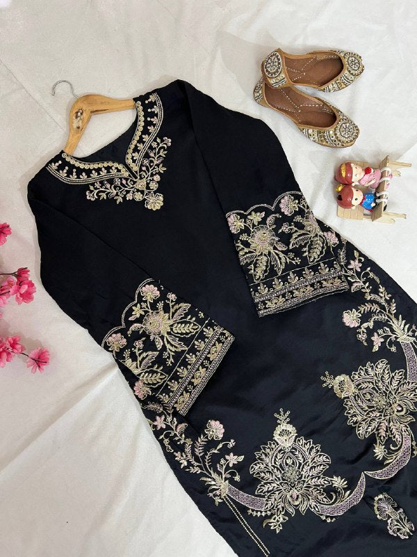 Black Embroidered Cord Set – Perfect Blend of Tradition & Style Enhance the beauty of your wardrobe