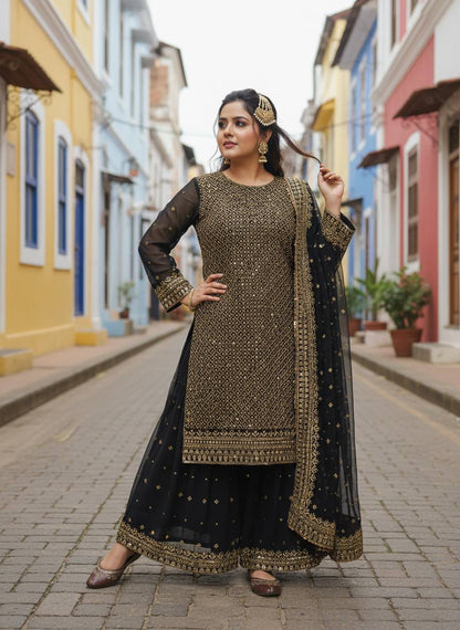 ENHANCE THE BEAUTY OF YOUR WARDROBE WITH THIS NEWLY LAUNCHED KURTI & PLAZZO SET