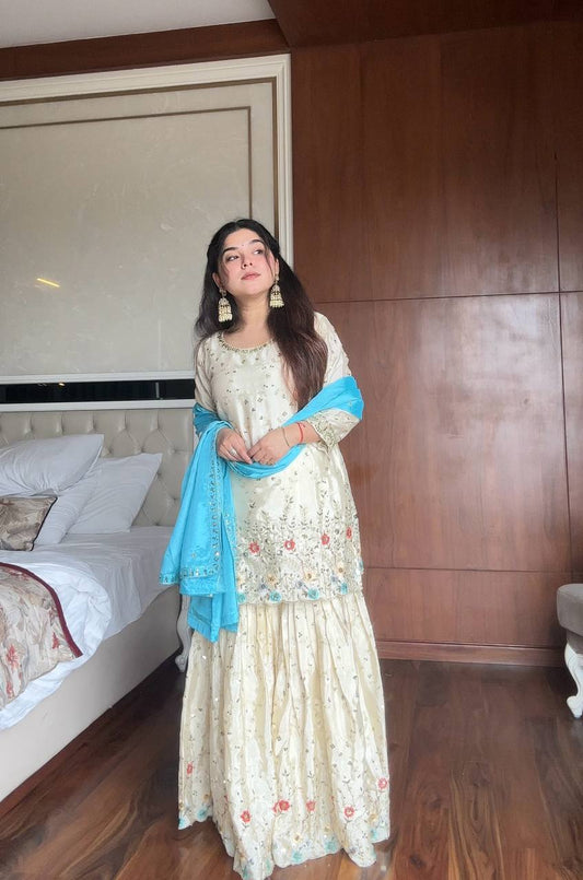 top SARARA PAIR  single available wholesale