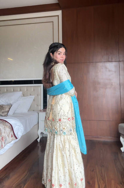 top SARARA PAIR  single available wholesale