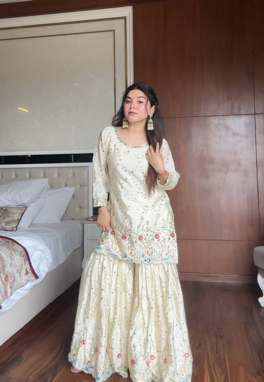top SARARA PAIR  single available wholesale