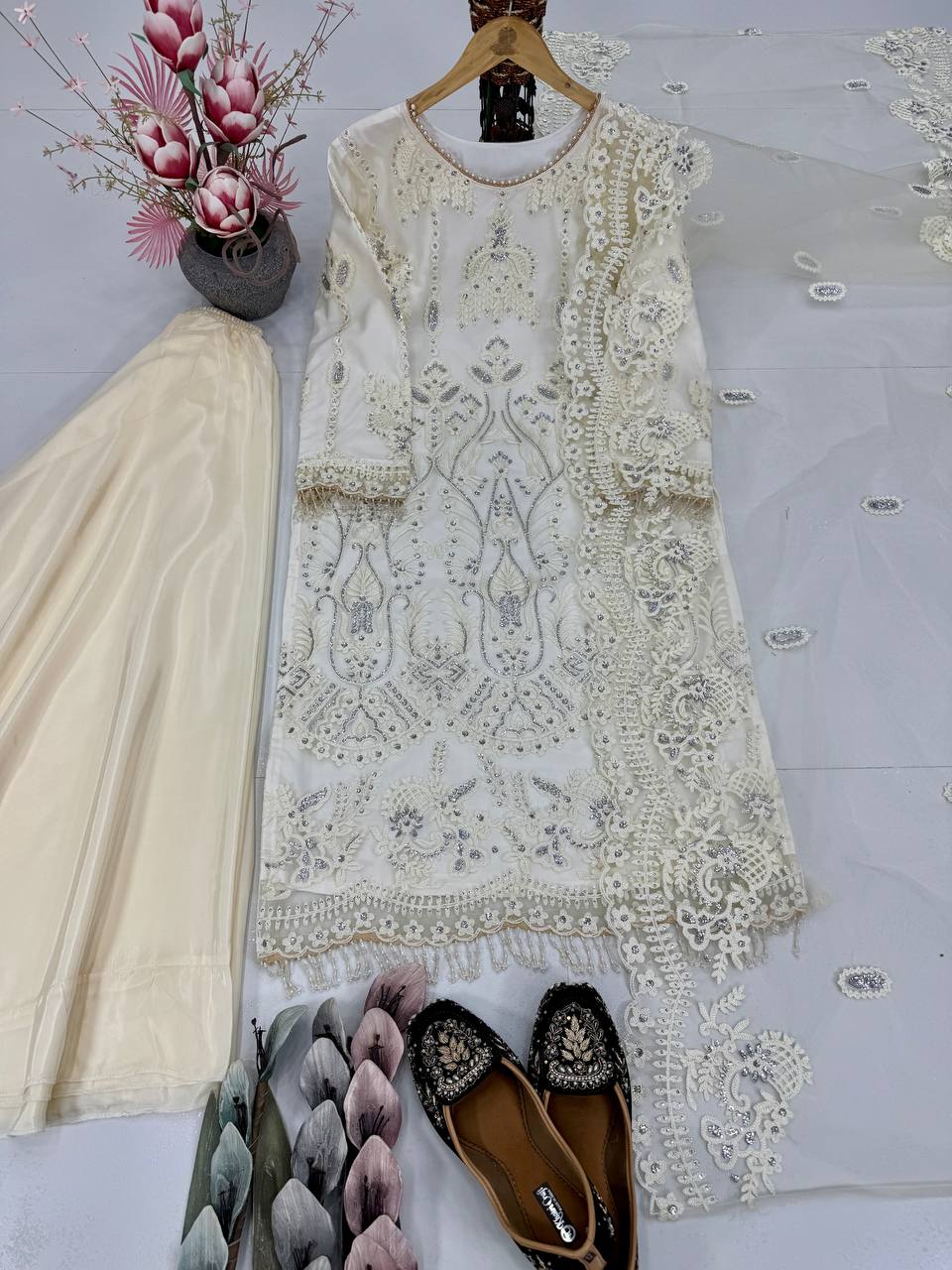DESIGNER WEAR HEAVY EMBROIDERY CHINE SEQUENCE PARTY WEAR COLLECTION single available wholesale