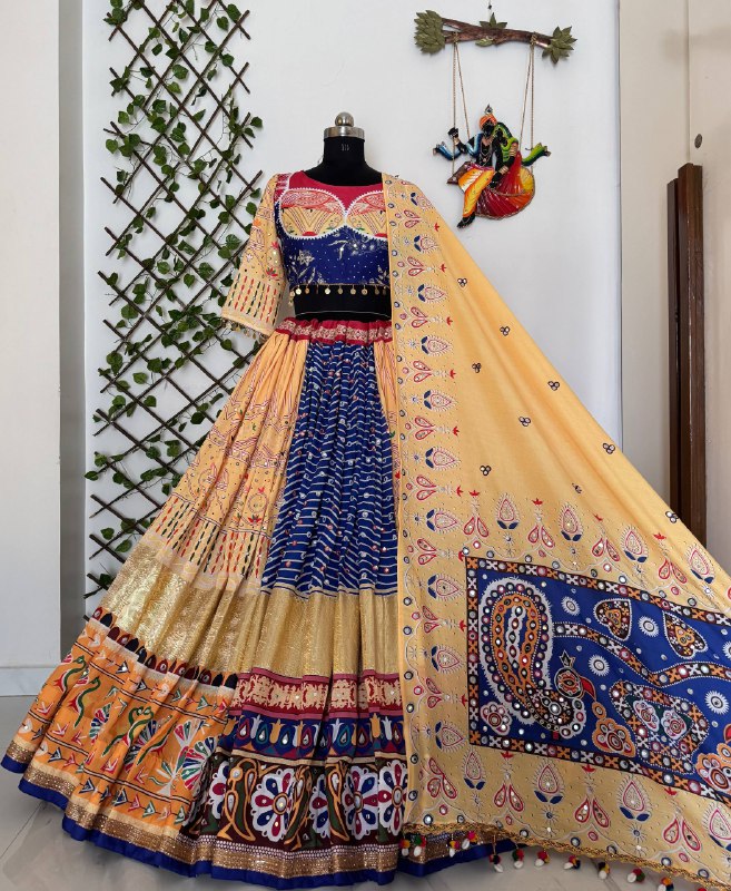 TRENDING NAVRATRI  SPECIAL CHANIYA CHOLI single available wholesale