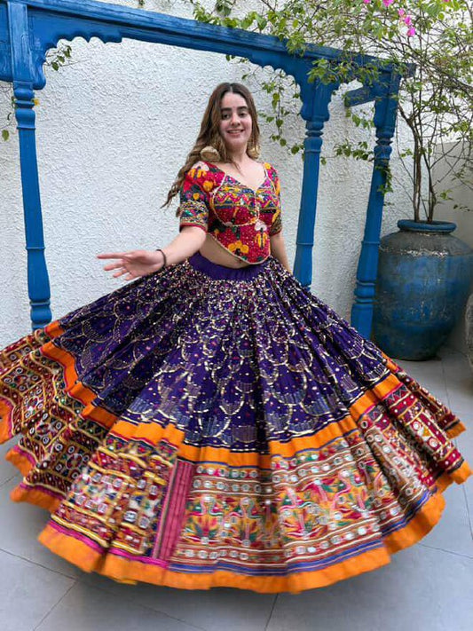 TRENDING NAVRATRI  SPECIAL CHANIYA CHOLI  single available wholesale