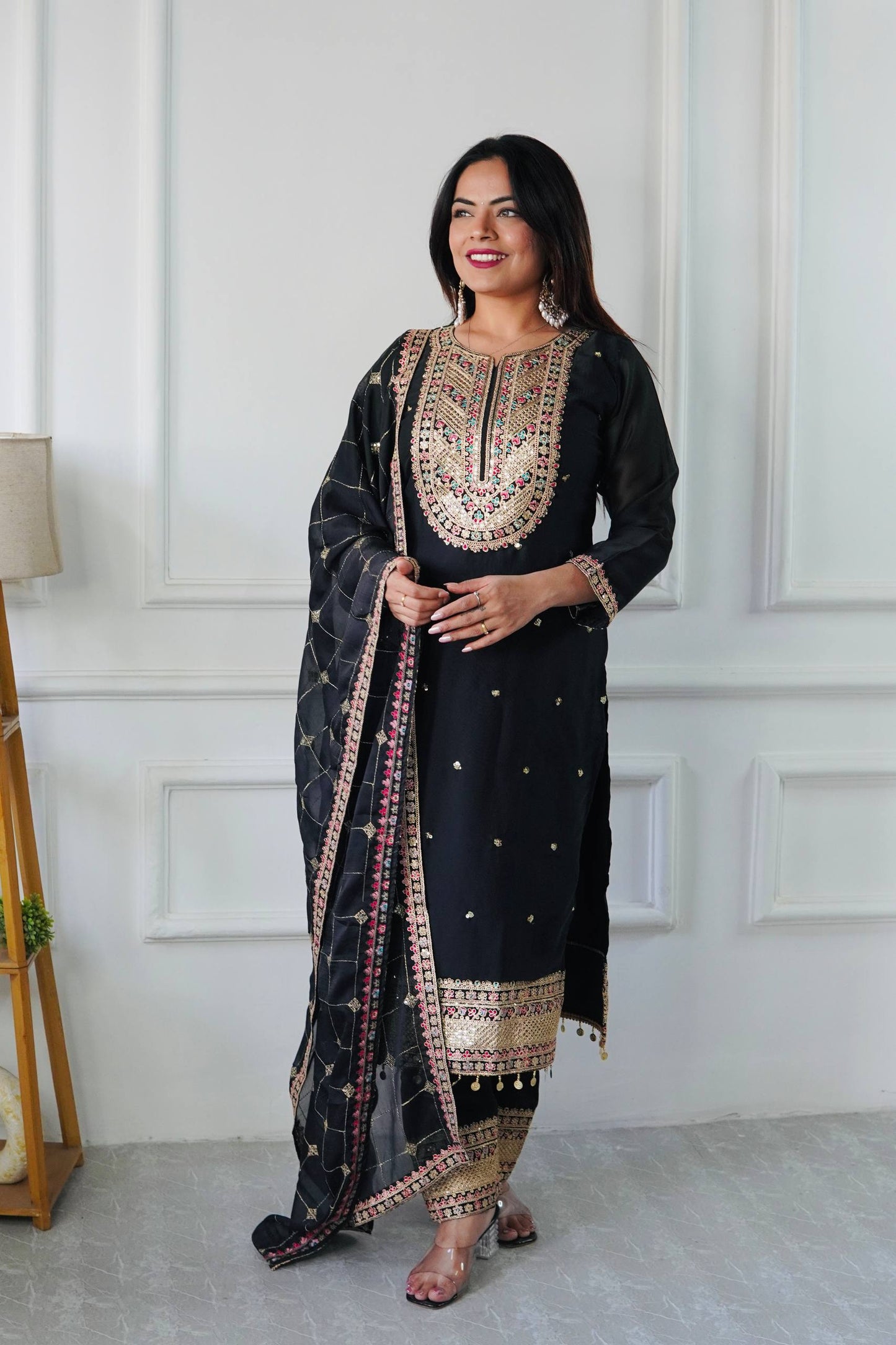 ĐĚSIGNER PARTY WEAR TOP AND PANT WITH FANCY DUPPATA AND EMBROIDERY WORK single available wholesale