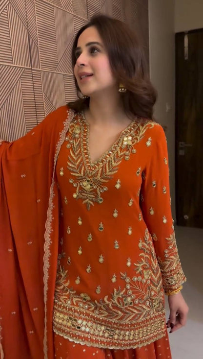 Elegant Ethnic Wear ✨ 🎀 Crafted in Classy Tones with Premium Fabric & Detailing