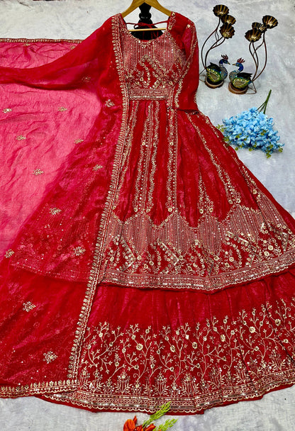 NEW ĐĚSIGNER PARTY WEAR LOOK  GOWN WITH LAHENGHA AND EMBROIDERY  WORK single available wholesale