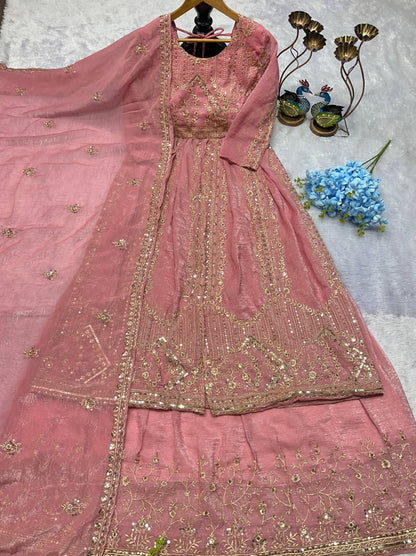 NEW ĐĚSIGNER PARTY WEAR LOOK  GOWN WITH LAHENGHA AND EMBROIDERY  WORK single available wholesale