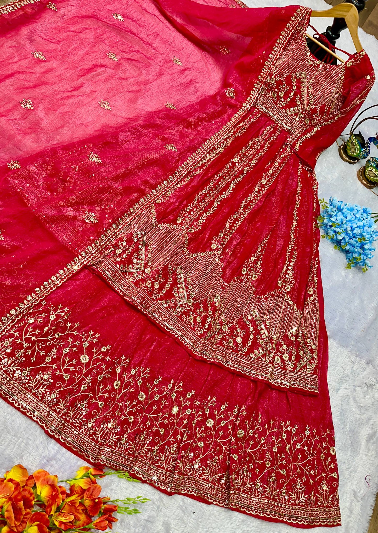 NEW ĐĚSIGNER PARTY WEAR LOOK  GOWN WITH LAHENGHA AND EMBROIDERY  WORK single available wholesale