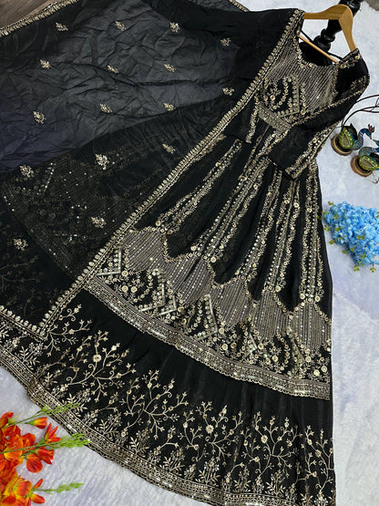 NEW ĐĚSIGNER PARTY WEAR LOOK  GOWN WITH LAHENGHA AND EMBROIDERY  WORK single available wholesale